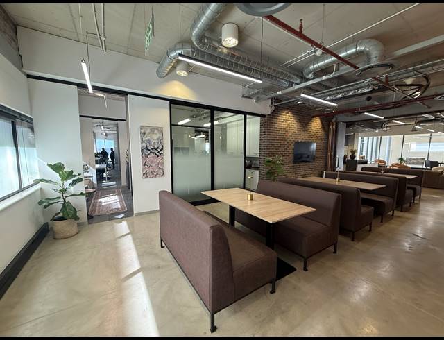 48.80M² SERVICED OFFICE TO LET IN ROSEBANK
